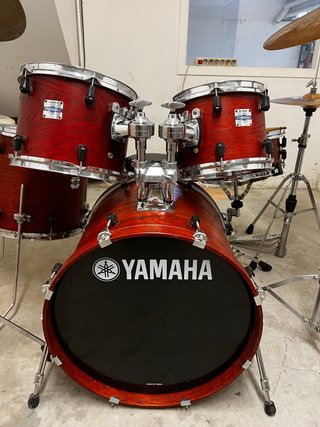 Batería Yamaha Stage Custom+plato Meinl negociable