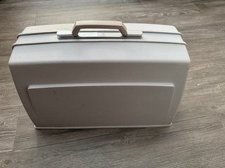 Máquina de coser Alfa