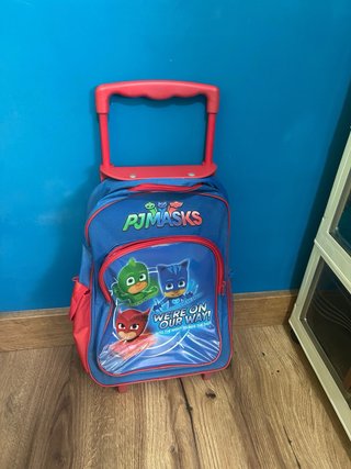Bolsa de viaje PJ Masks y regalo mochila de ruedas