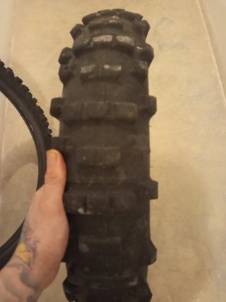 Se venden 3 neumático enduro cross