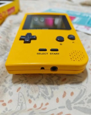 Nintendo Game Boy Pocket Amarilla