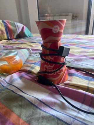 Lámpara de lava naranja