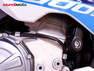 BMW M 1000 R