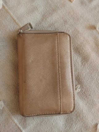 Cartera monedero billetera Parfois beige/dorada