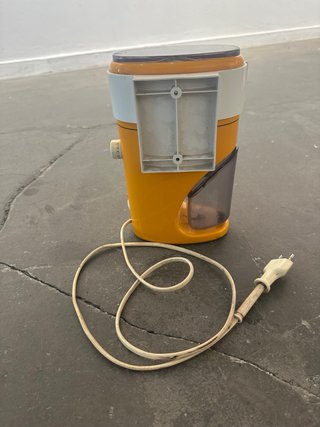 Molino de café Krups vintage naranja para reparar