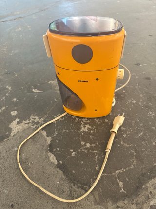 Molino de café Krups vintage naranja para reparar