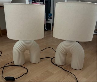 Lámparas de mesa Leroy Merlin beige