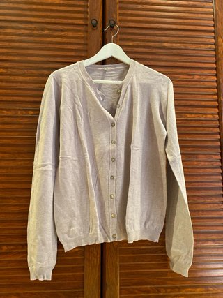 Jersey fino rosa con botones