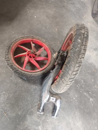 Kit Supermotard Derbi Ruedas y Horquilla