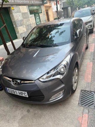 Hyundai Veloster 2011