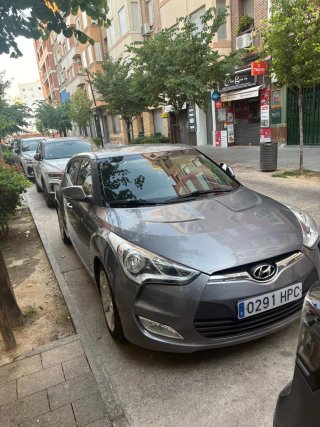 Hyundai Veloster 2011