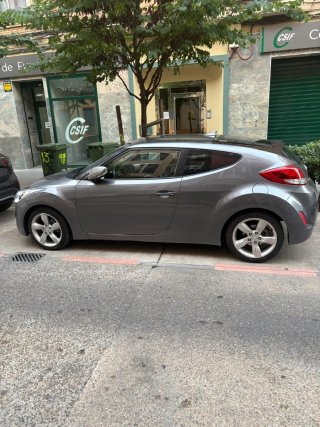 Hyundai Veloster 2011