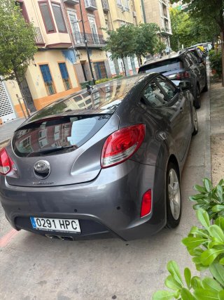 Hyundai Veloster 2011