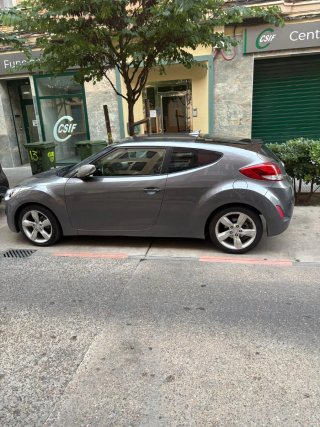 Hyundai Veloster 2011