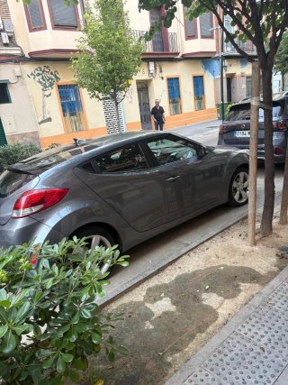 Hyundai Veloster 2011