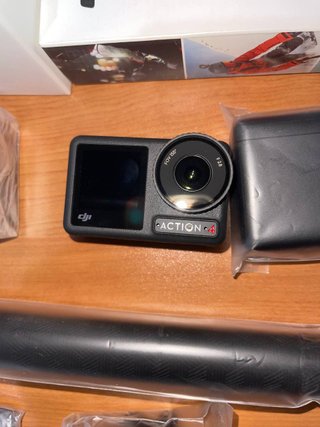 DJI Osmo Action 4 Adventure Combo