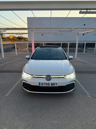 Volkswagen Golf 8 R-line 2024