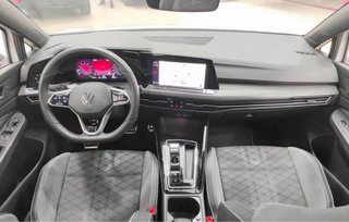 Volkswagen Golf 8 R-line 2024