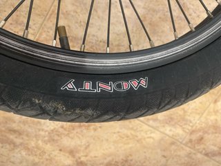 Bicicleta BMX Monty 302 Plata