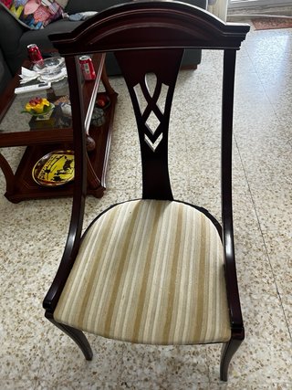 Mesa comedor caoba y 6 sillas