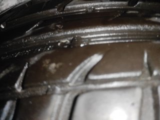 Llantas originales BMW con neumáticos.
