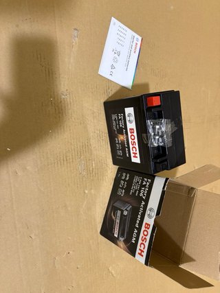 Batería Bosch AGM FA 106 12V 12Ah