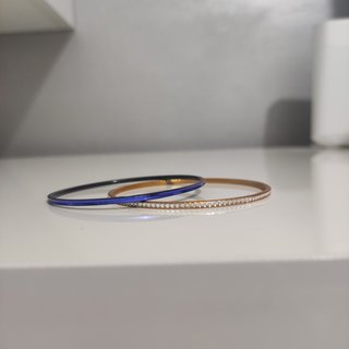 3 Pulseras Azul Morado con Dijes outfit accesorios