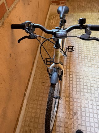 Bicicleta Solar de montaña