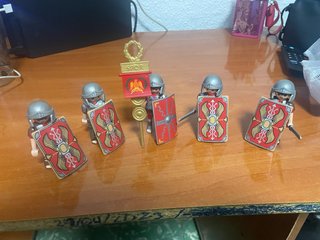 Playmobil Romanos: 4 Legionarios + Estandarte