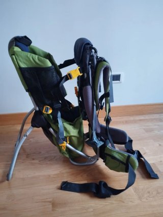 Mochila portabebés montaña