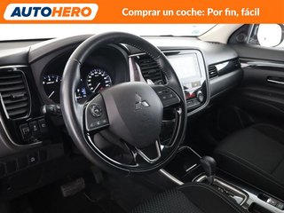 Mitsubishi Outlander 200 MPI CVT Motion 2WD