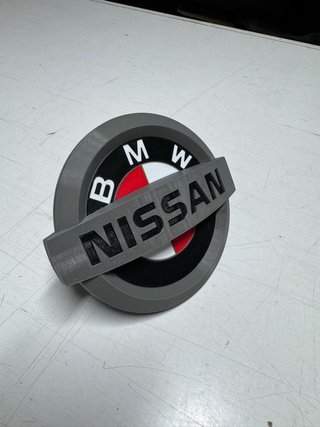 Insignia BMW Nissan Patrol