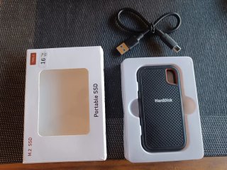 2 Discos Duros Portátiles 64TB y 16TB