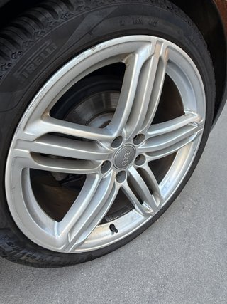 Audi TT Roadster quattro, Audi exclusive, 211cv