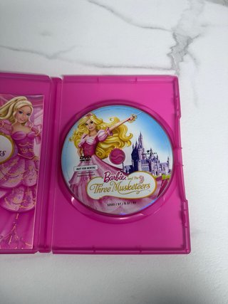 DVD Barbie y las Tres Mosqueteras Español