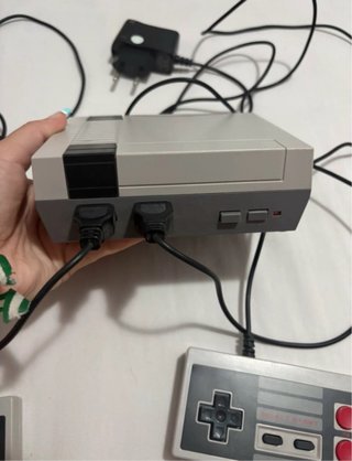 Consola NES Classic Edition con mandos