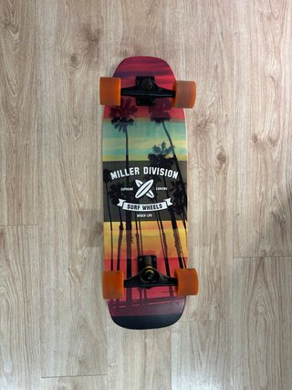 Longboard Miller Division Surf Wheels.
