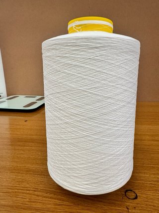 Hilo de poliéster para coser