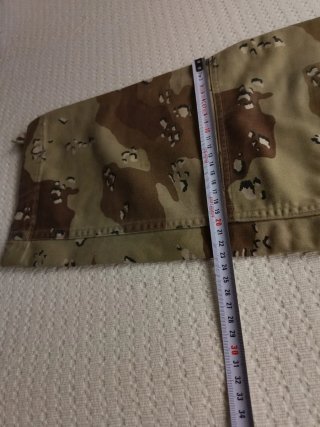 Pantalón cargo camuflaje desierto