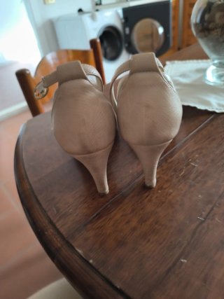 Décolleté scamosciato GDECCA n.38 beige