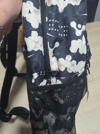 Mochila Nike Camuflaje Beige y Negra