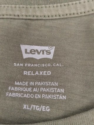 Camiseta levis