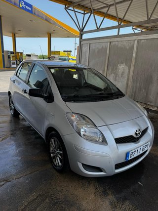 Toyota Yaris 2009