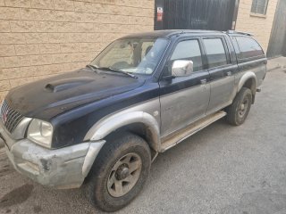 Mitsubishi L 200 2004