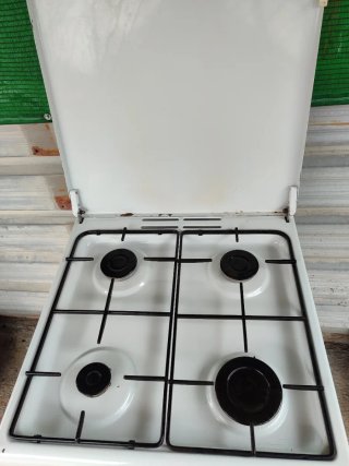 Cocina de gas butano con horno Beko