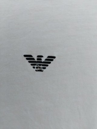 T-shirt Armani Tamanho S Elastica
