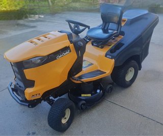 Tractor Cortacésped Cub Cadet XT1