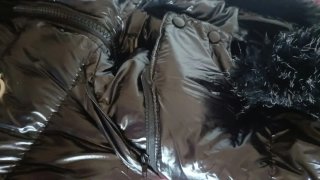 Chaqueta Moncler Negra con Capucha