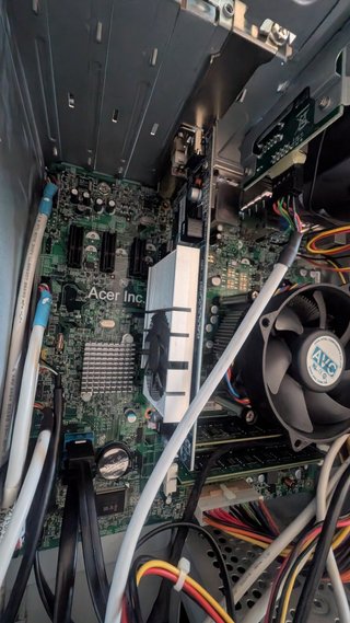 Acer Aspire 120SSD + 500HDD 8GB RAM 12 USB AM3920
