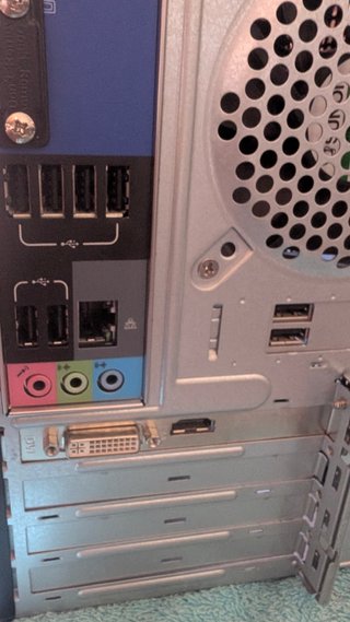 Acer Aspire 120SSD + 500HDD 8GB RAM 12 USB AM3920
